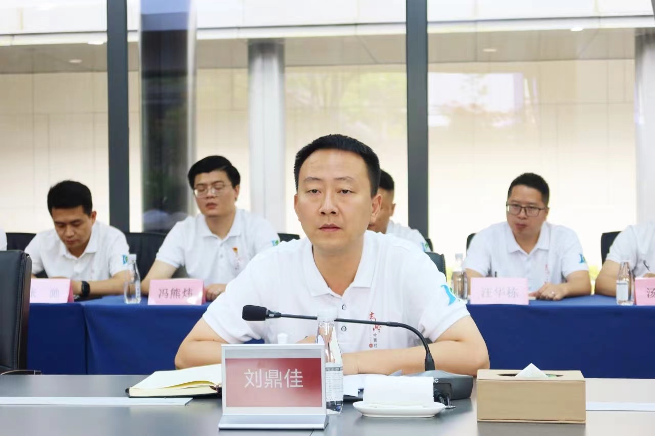 b5da3b9a779c3285d2575a320d9231b.jpg b5da3b9a779c3285d2575a320d9231b.jpg