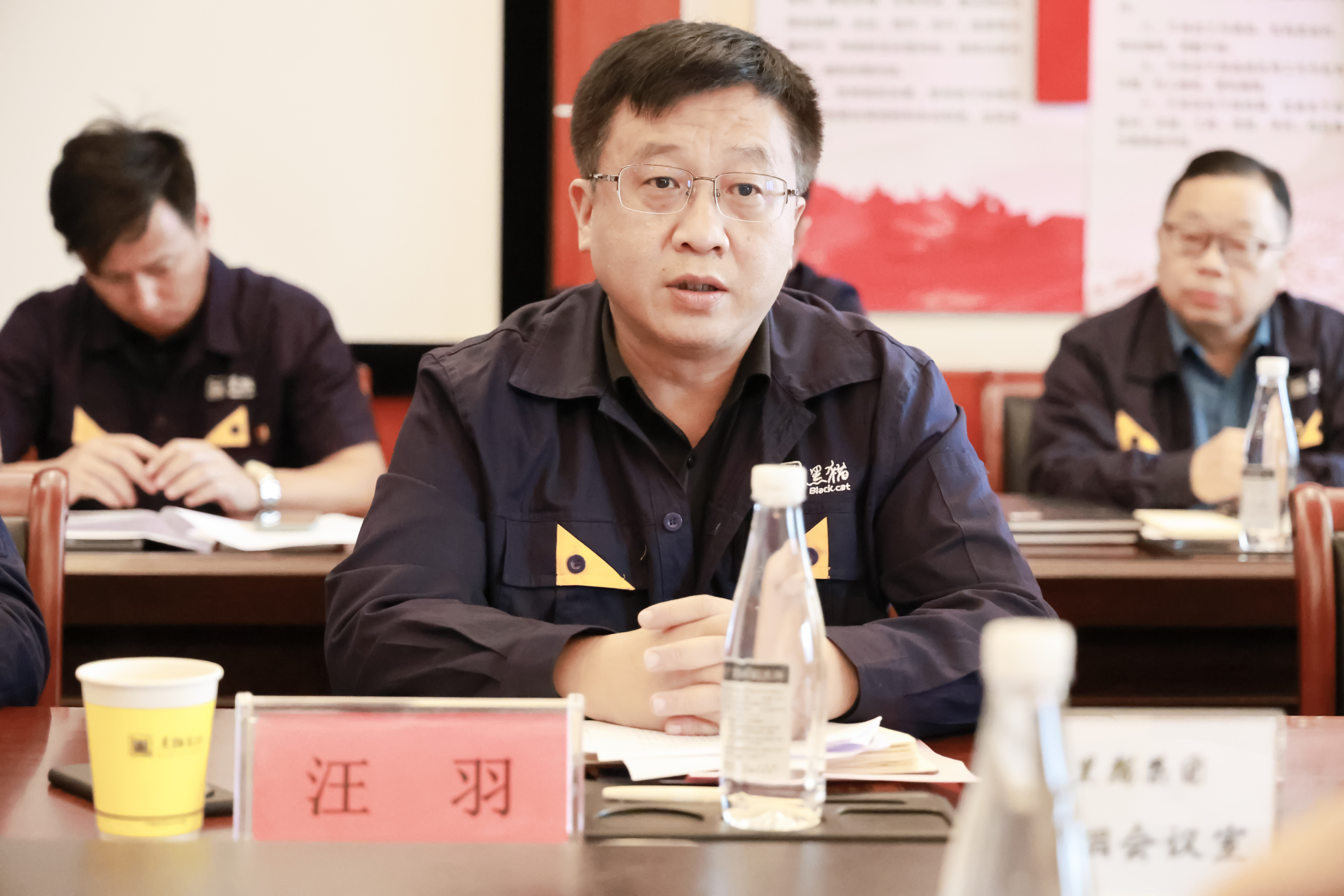 2L4A4170.jpg 2L4A4170.jpg