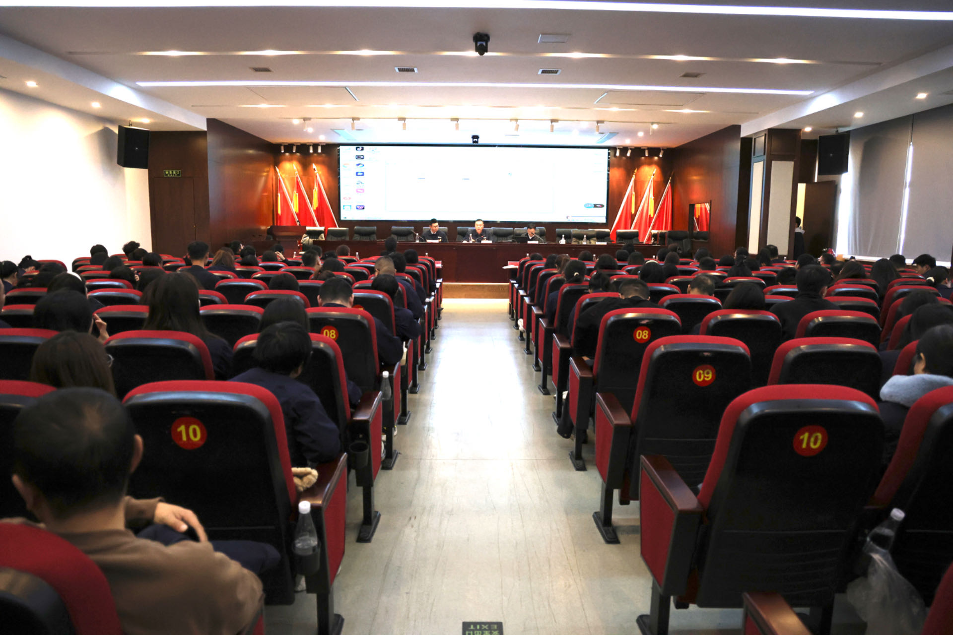 圖片1.jpg 圖片1.jpg