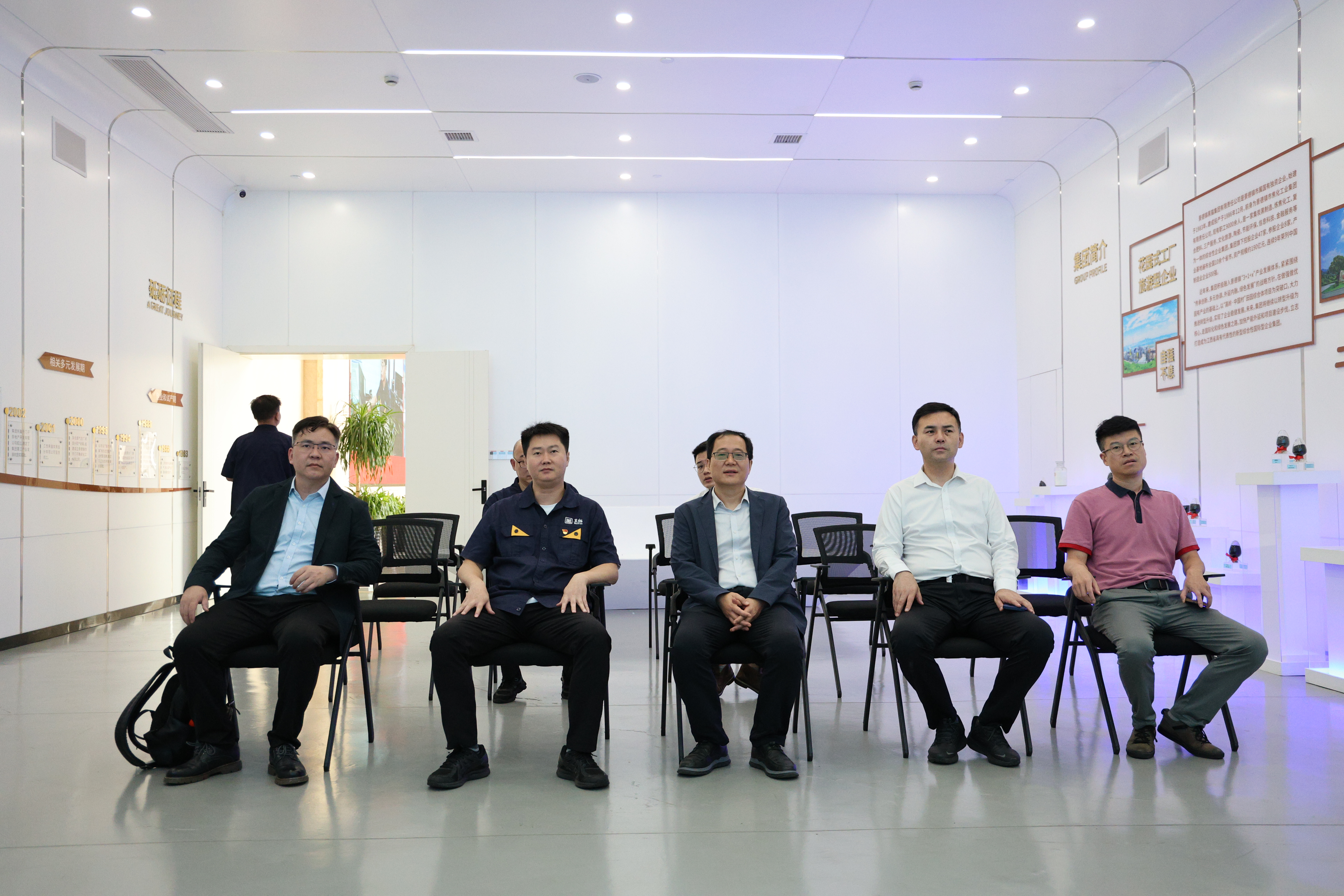 圖1 觀看集團(tuán)宣傳片.jpg 圖1 觀看集團(tuán)宣傳片.jpg